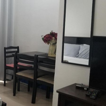 Innsite Room Rentals Manila Bagian luar foto